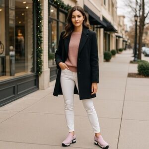 iRi WES Pink Outline Neoprene Low Top Sneaker – Size 7.5